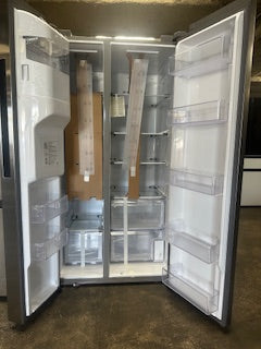 27.4 cu. ft. Large Capacity Side-by-Side Refrigerator in Stainless Steel